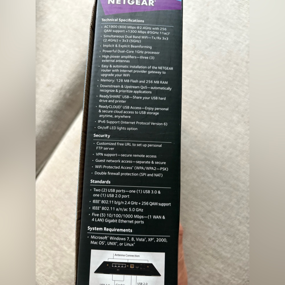 NETGEAR Nighthawk R7000 AC1900 Smart WiFi Router NEW - Picture 10 of 11